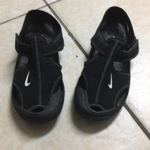 Nike sandals